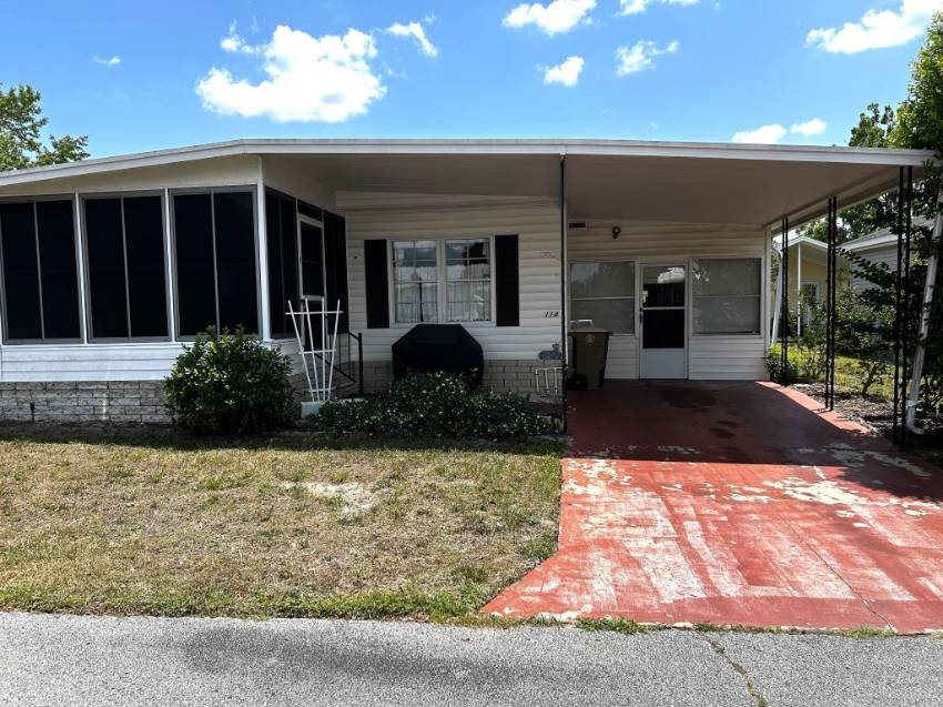Ocala, FL Mobile Home for Sale located at 3150 Ne 36th Ave The Villas At Spanish Oaks